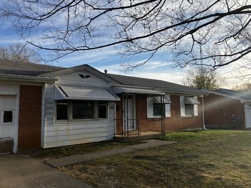 7001 Green Manor Dr - Photo 2 of 16