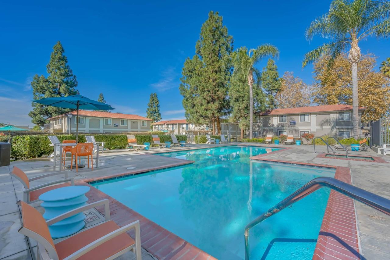 Berkdale Apartments - Photo 7 of 30