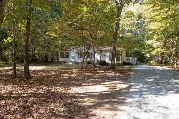 3208 Maple Ave - Photo 2 of 16
