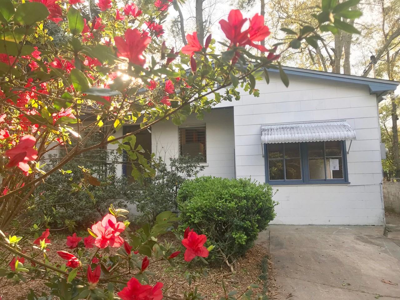 2030 Holmes St #1 - Photo 2 of 16