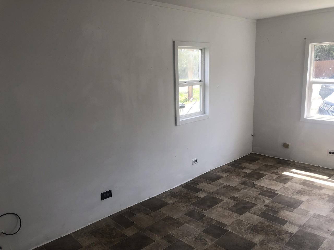 1681 Birch St - Photo 3 of 6