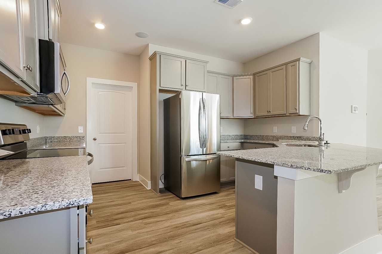 1421 Feldspar Ct - Photo 6 of 21