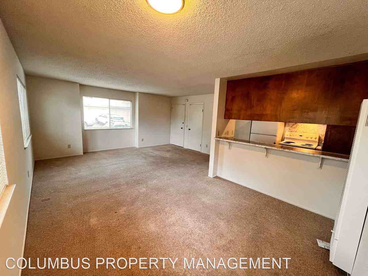 1972 IRVING AVE. - Photo 2 of 8