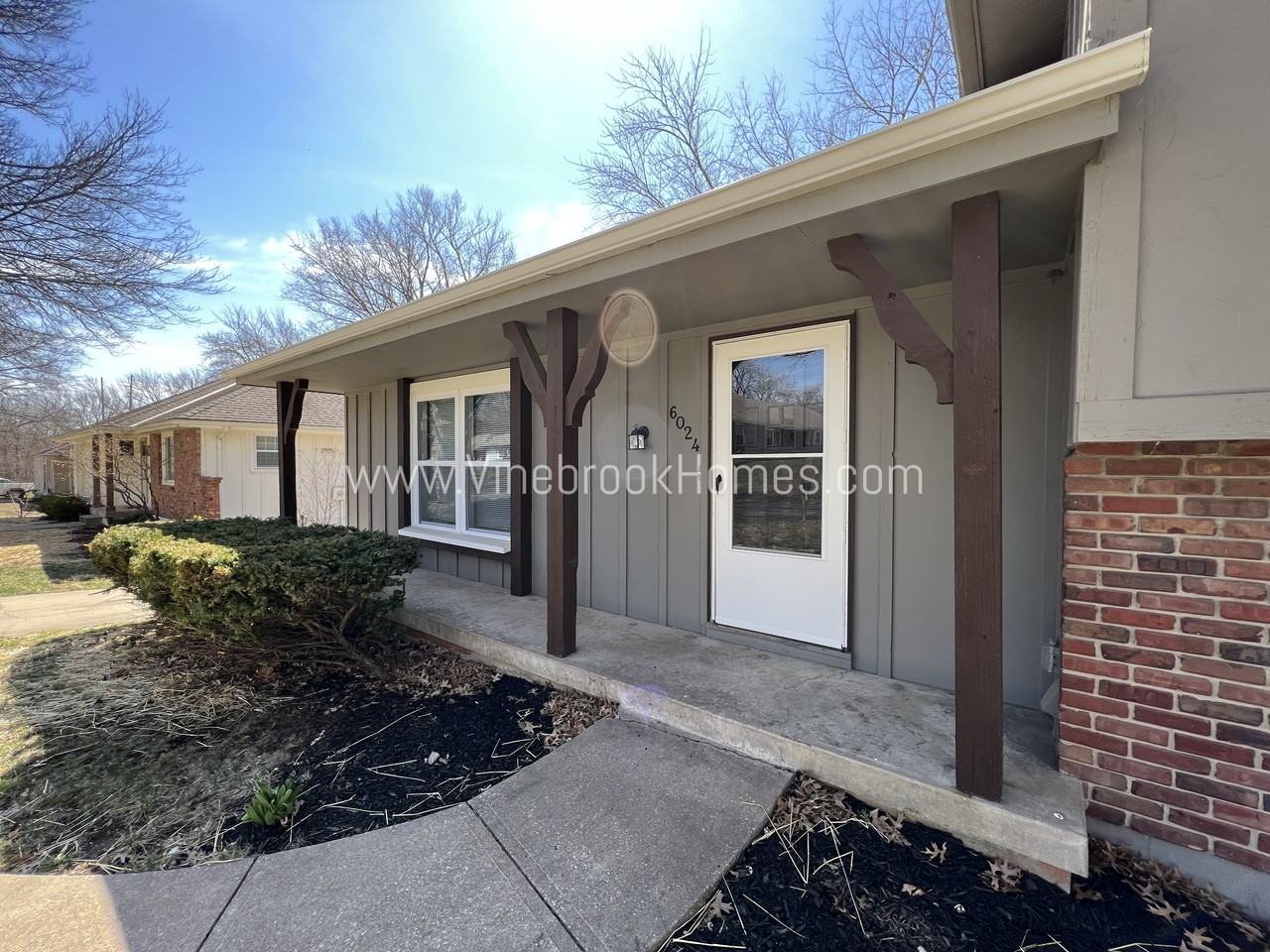 6024 Woodside Ave - Photo 3 of 31