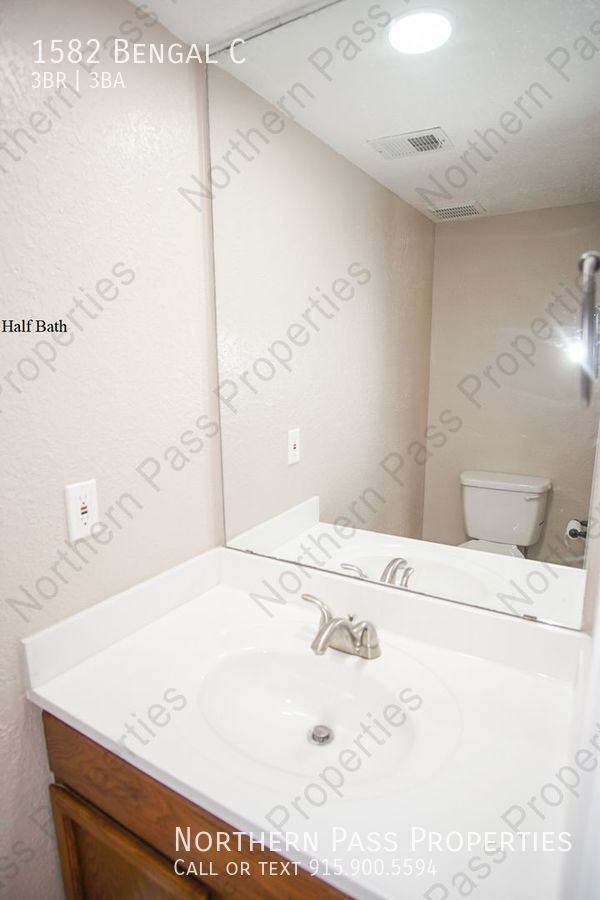 1582 Bengal Dr - Photo 3 of 26