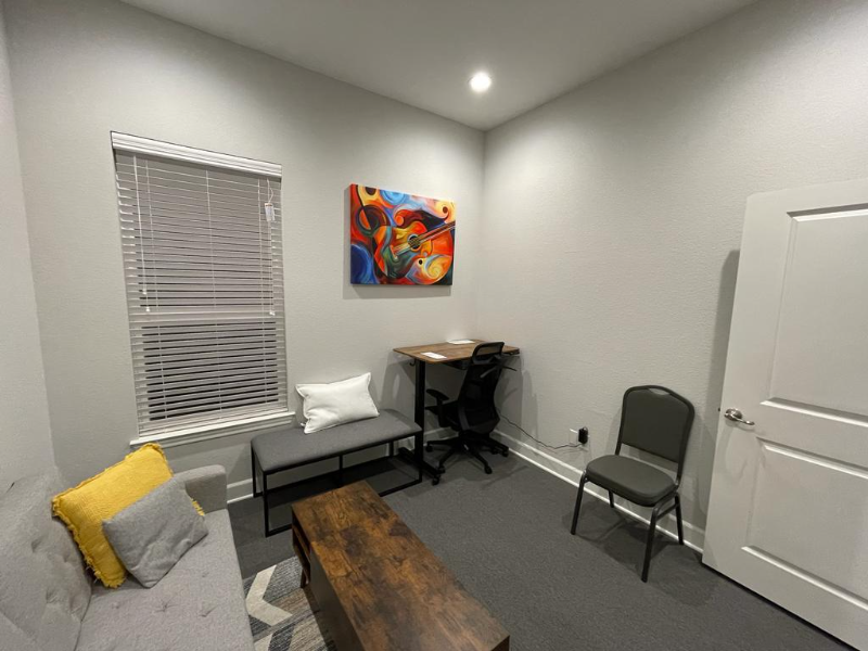 1640 Highland Falls Drive #501 - Photo 2 of 7