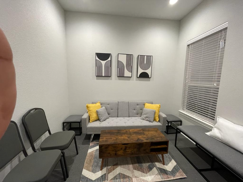 1640 Highland Falls Drive #501 - Photo 3 of 7