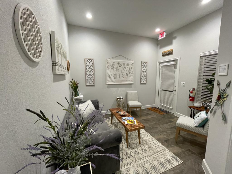 1640 Highland Falls Drive #501 - Photo 4 of 7