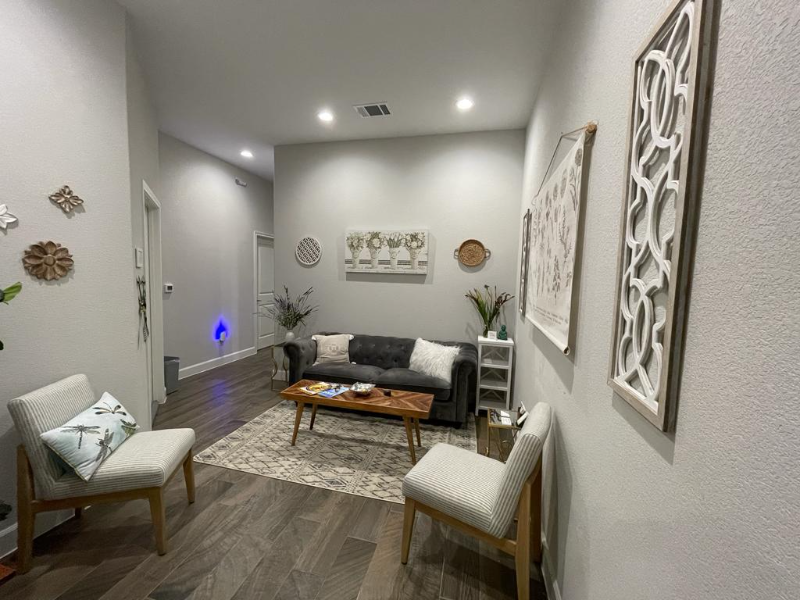 1640 Highland Falls Drive #501 - Photo 5 of 7