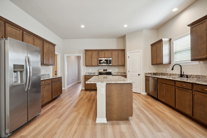 300 Covington Cottage Ln - Photo 2 of 15