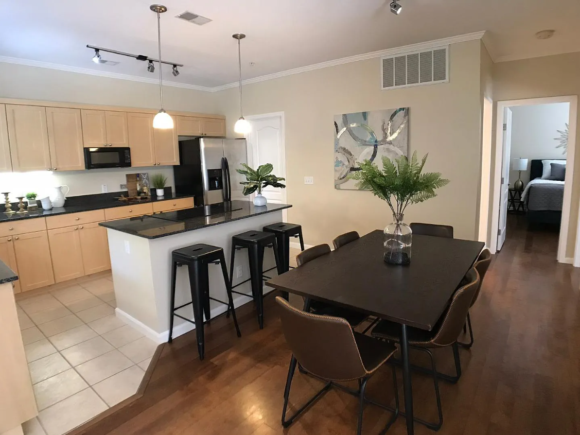 1818 Moore Blvd #225 - Photo 6 of 23