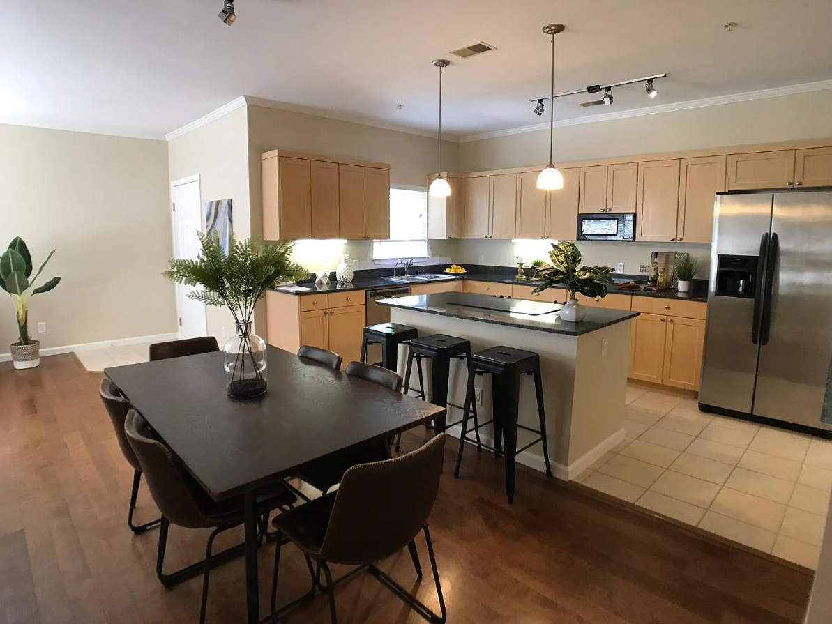 1818 Moore Blvd #225 - Photo 7 of 23