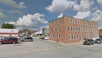 146 South Broadway Avenue - Photo 2 of 4