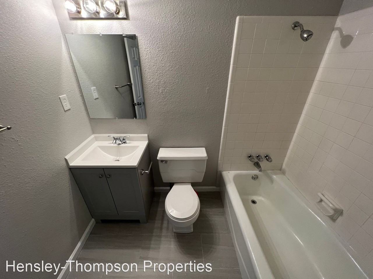 CAMBRIDGE - Photo 3 of 10