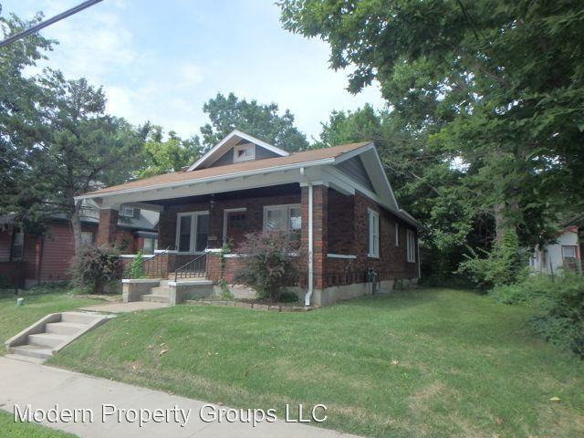1407 E Walnut St - Photo 2 of 21