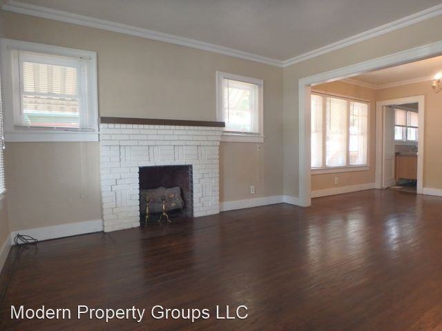 1407 E Walnut St - Photo 3 of 21