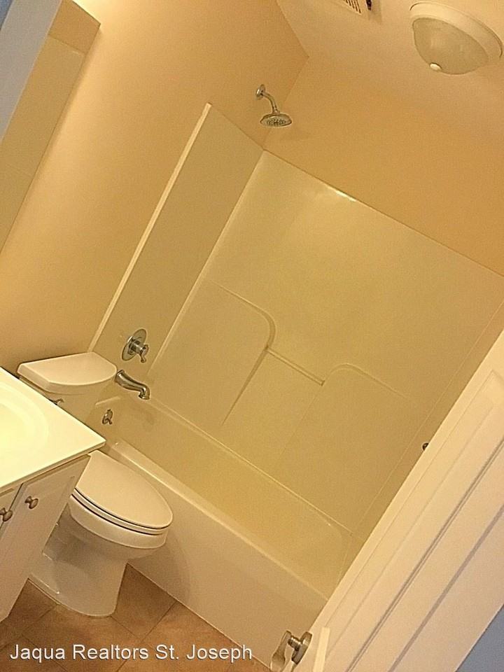 2028 North US Hwy. 31 - Photo 2 of 6