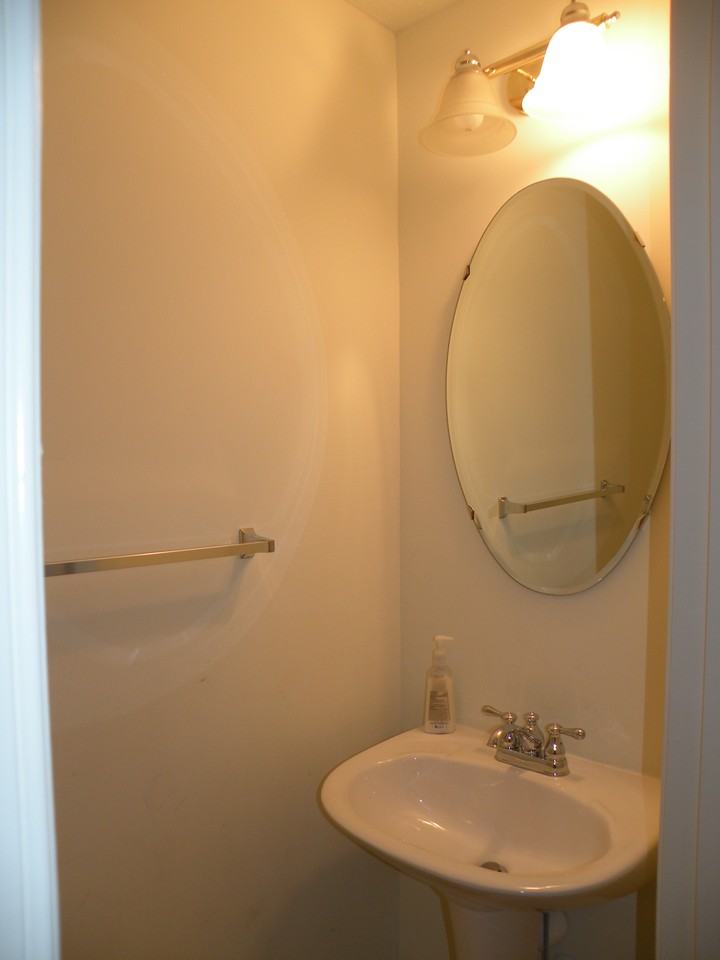 6302 Richmond Rd - Photo 3 of 33