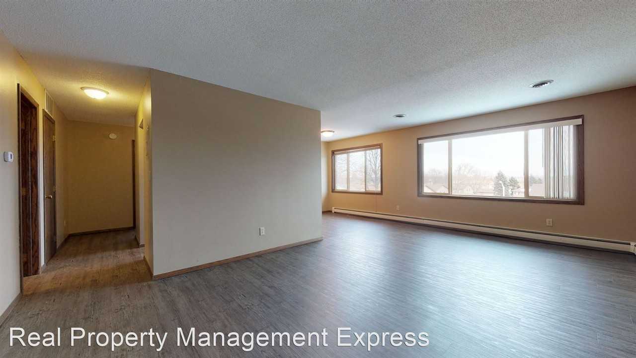 3609 S Cathy Ave - Photo 2 of 3
