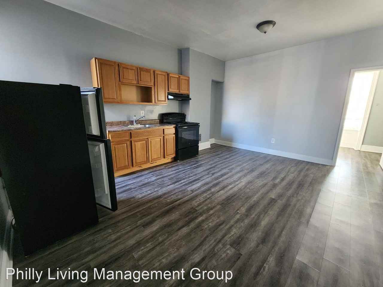 1317 W Allegheny Ave - Photo 2 of 9