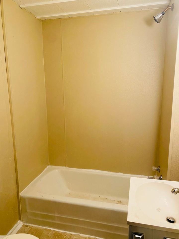 502 Florence Ave - Photo 3 of 5