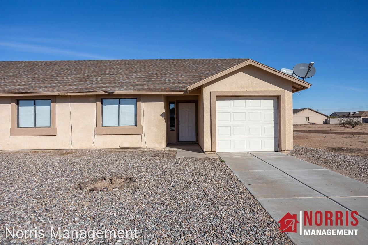 Perfect Duplex in Arizona City Apartments 8340 W Mystery Dr, Arizona