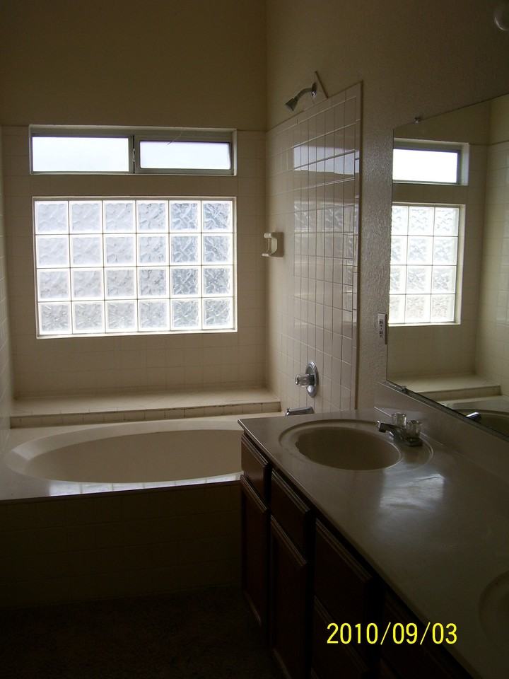 3345 Broken Bow St - Photo 3 of 6