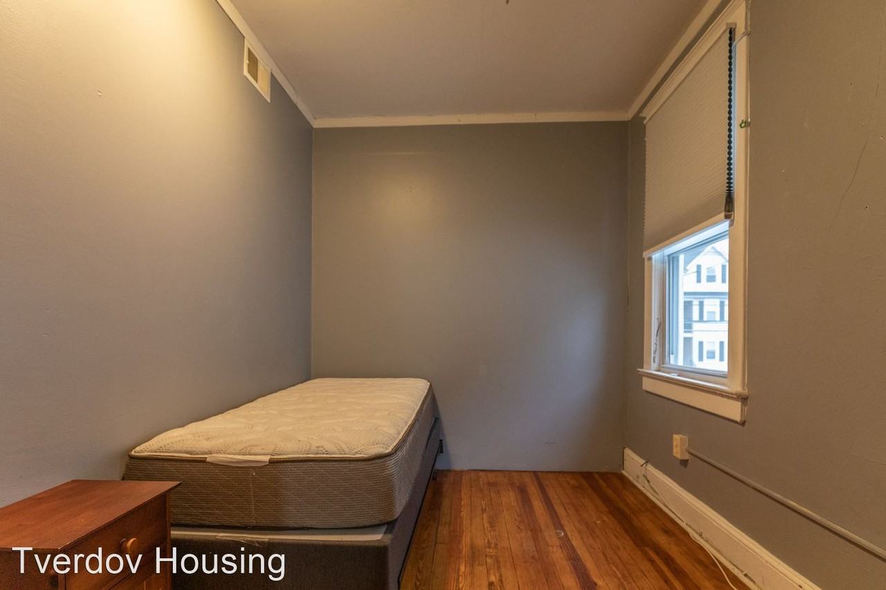 245 Hamilton St - Photo 2 of 12