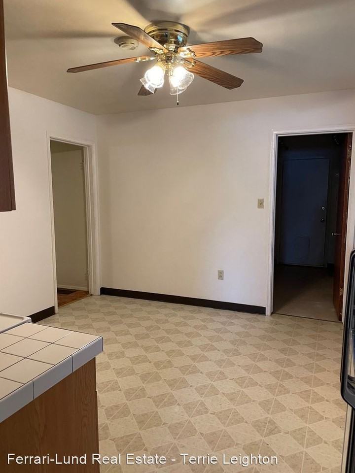 531 Kohlepp Ave - Photo 3 of 9