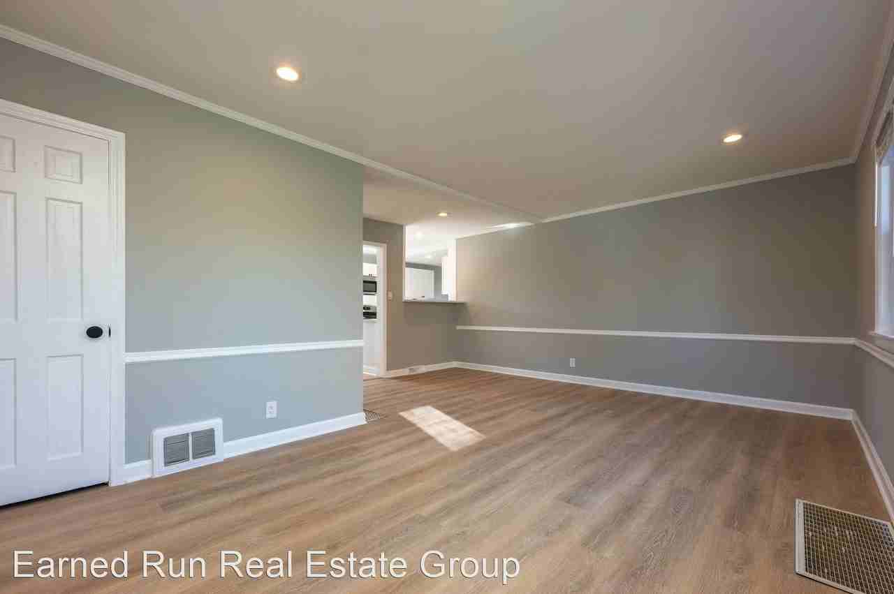 1550 Heidorn Ave - Photo 3 of 50