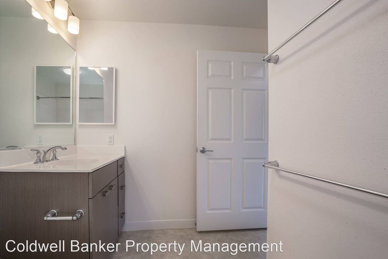 50 Kihalani St #1403 - Photo 3 of 32