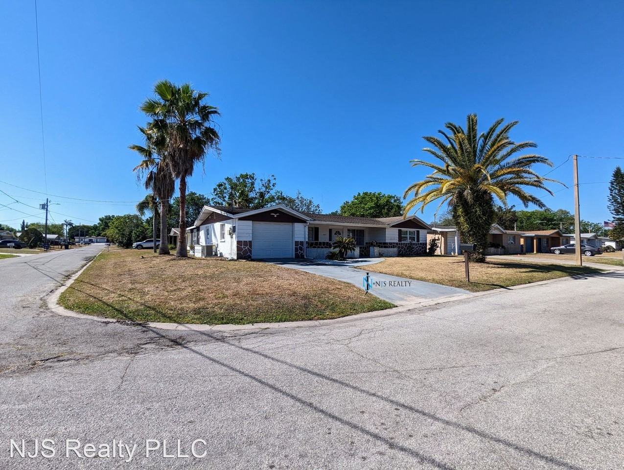 6410 Nashua Dr - Photo 2 of 16