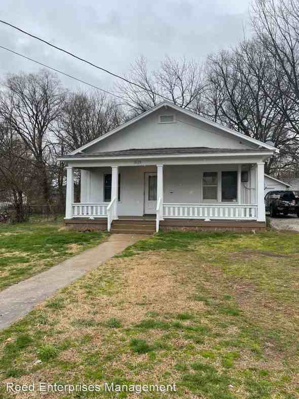 1025 W Mount Vernon St, Springfield, MO 65806 2 Bedroom House for $785 ...