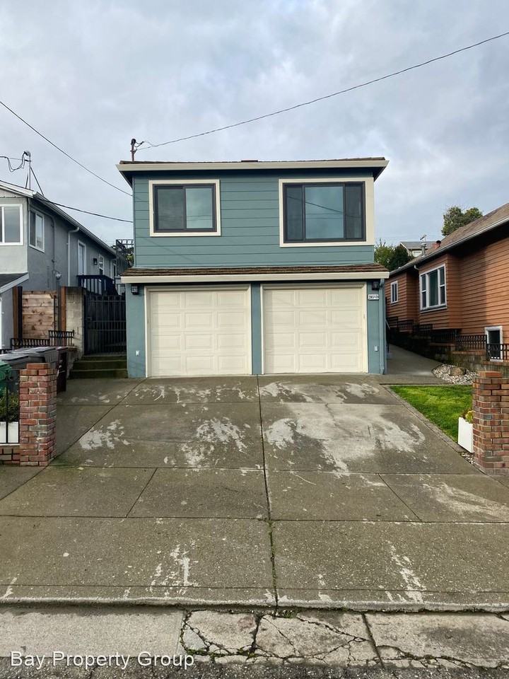 3907-3909 Nevil St. - Photo 2 of 14