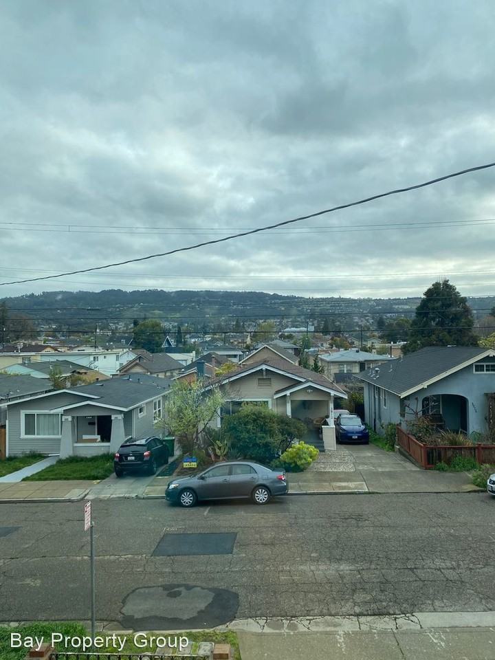 3907-3909 Nevil St. - Photo 3 of 14