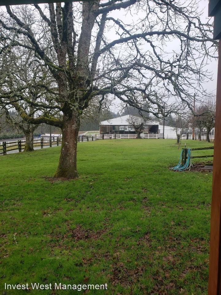 30000 Nw 31st Ave - Photo 3 of 34