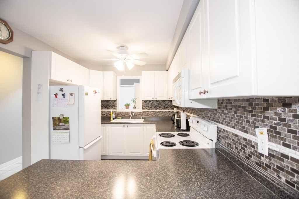 5113 St. George's Drive - Photo 3 of 20