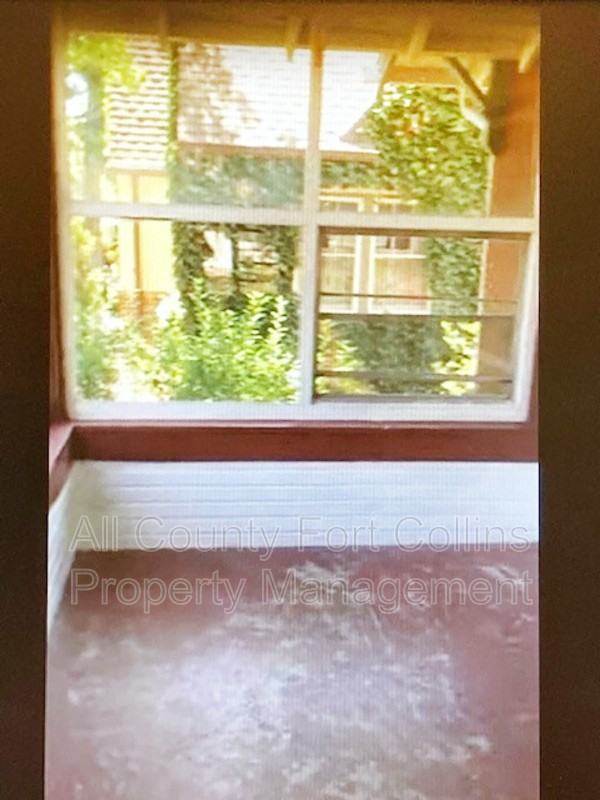 1301 Remington St - Photo 2 of 16