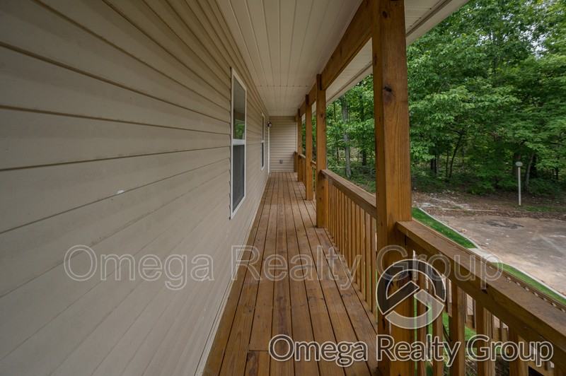 1178 Aquarius Dr - Photo 3 of 16