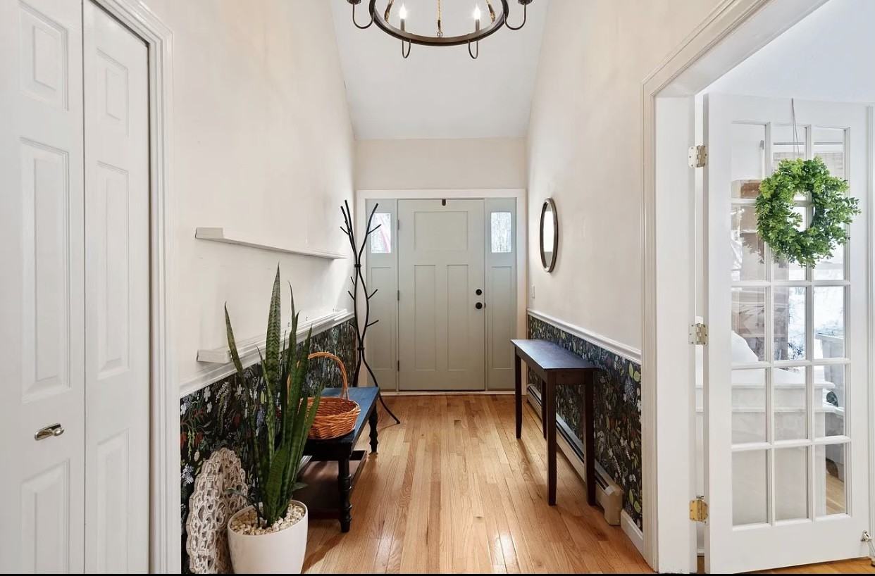 12 Edward Dr - Photo 7 of 7