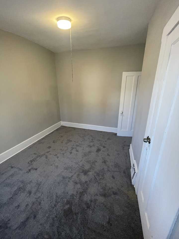 3540 Trent Ave - Photo 3 of 13