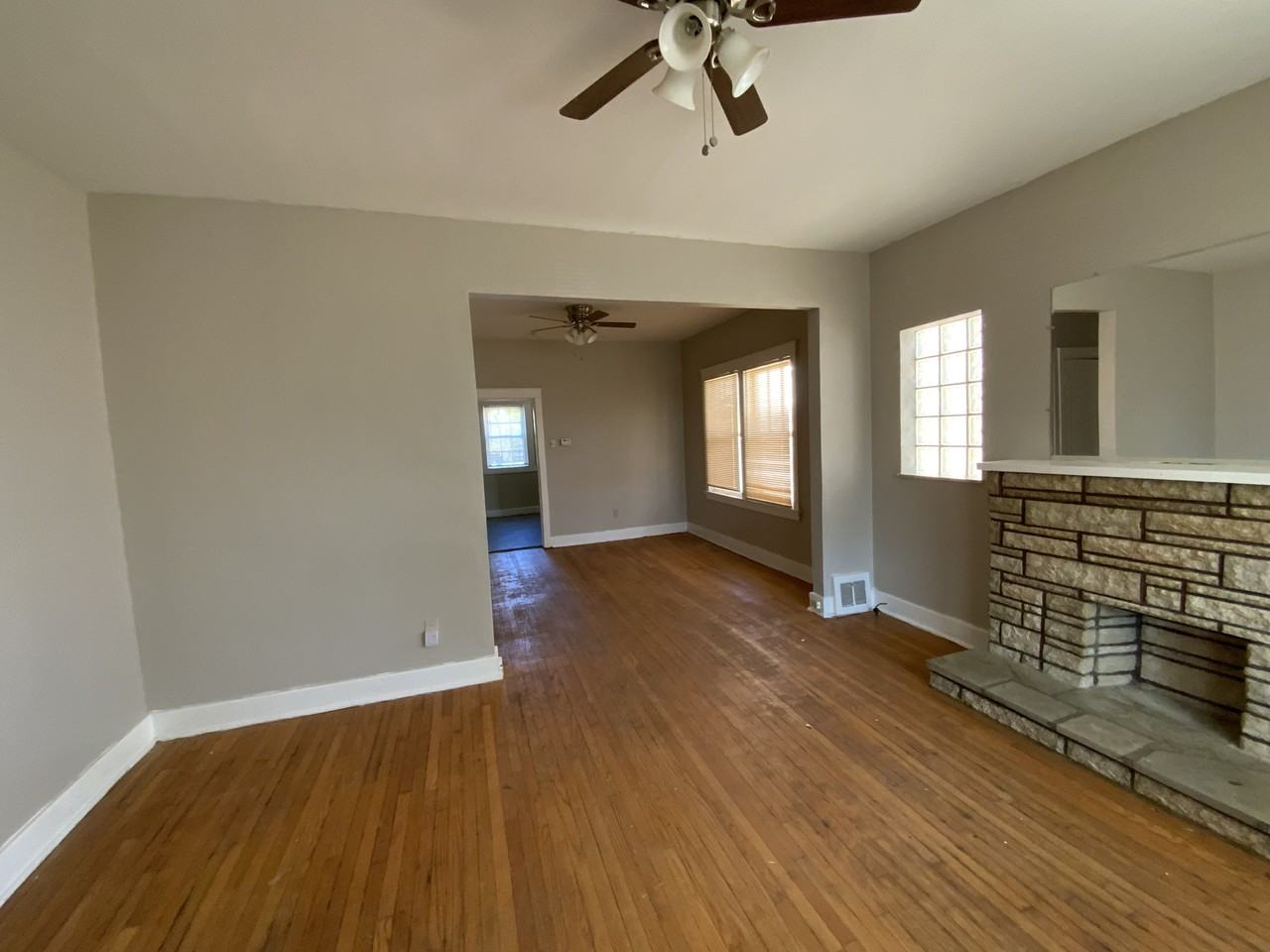 3521 West Pl - Photo 2 of 7