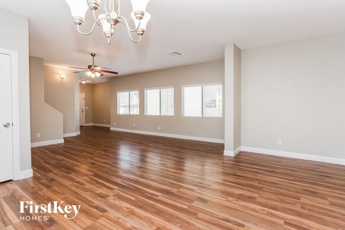 9193 Wild Briar Ln - Photo 2 of 10