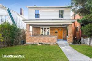 featured image of 1304 Bellaire Pl