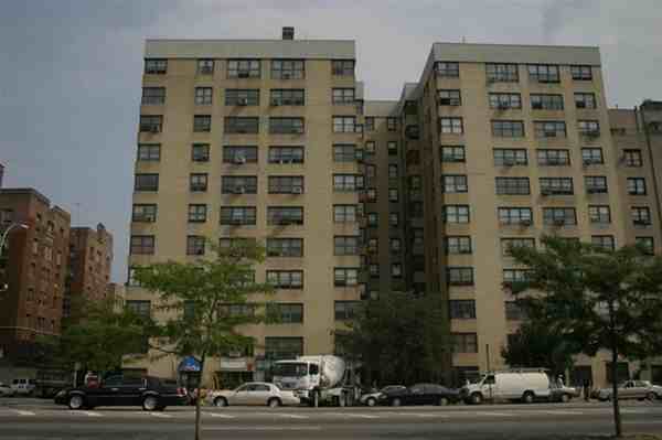 Grand Concourse and East 163rd Apartments Grand Concourse, New York