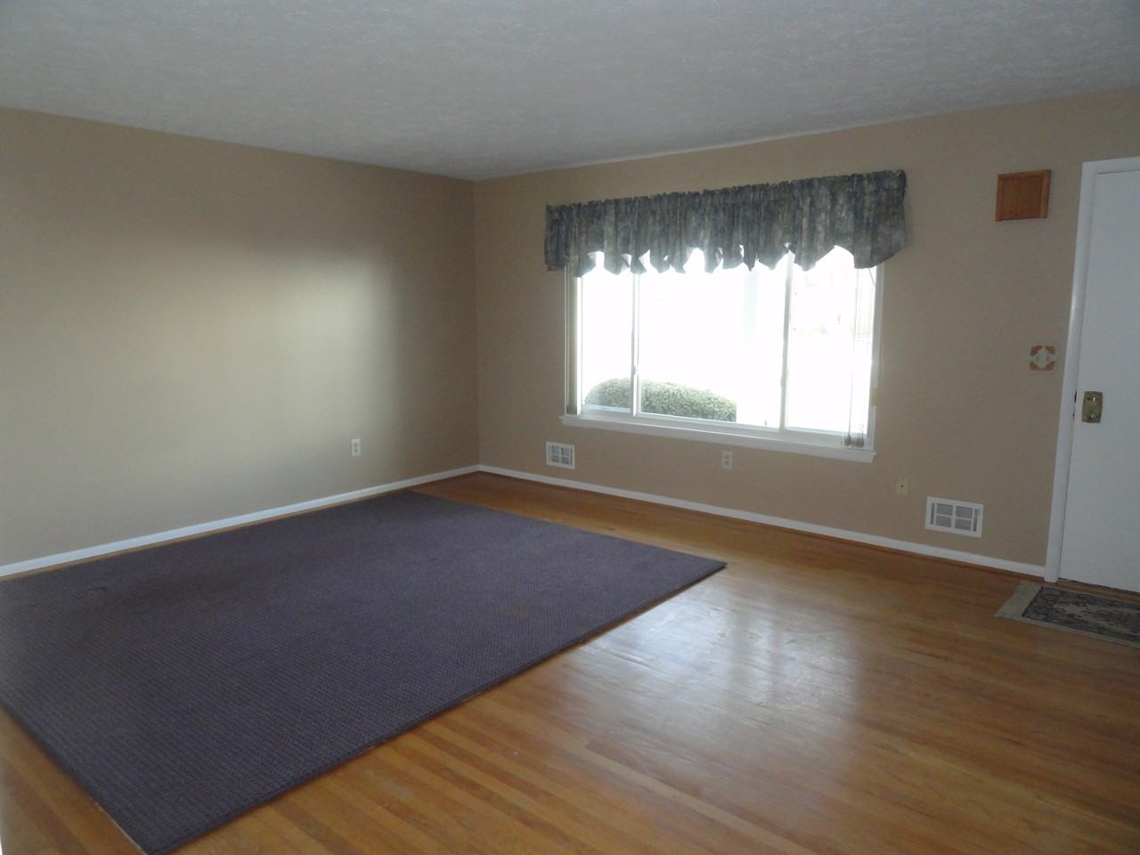 64 Greenway Boulevard - Photo 3 of 26