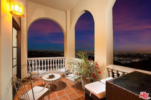 2462 Solar Dr - Photo 3 of 50