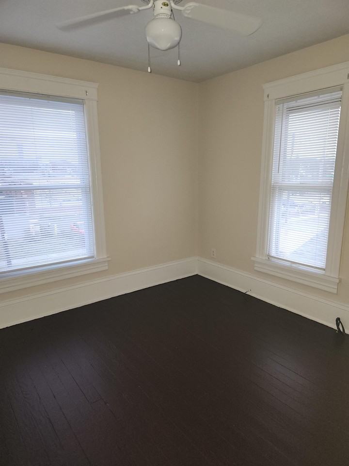 Harrison Ave Sw #134-5 - Photo 3 of 7