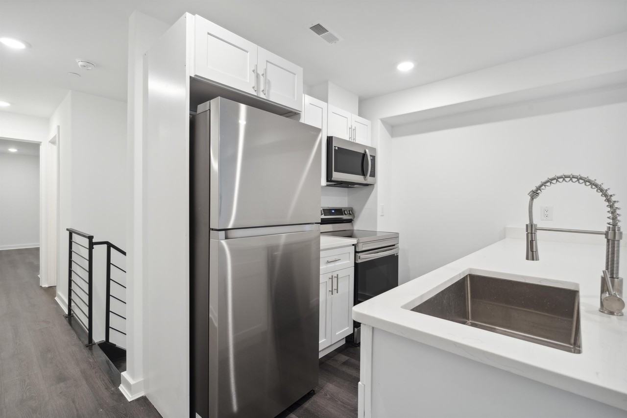 4021 Haverford AvenueUnit 1 #1 - Photo 5 of 10