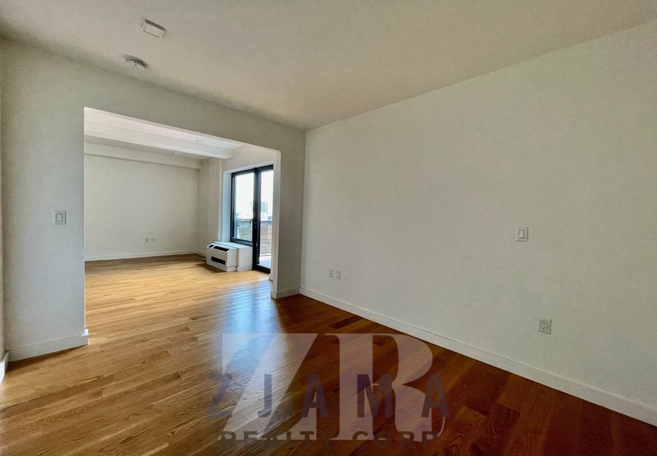 25 E 19th St #PHC - Photo 7 of 14